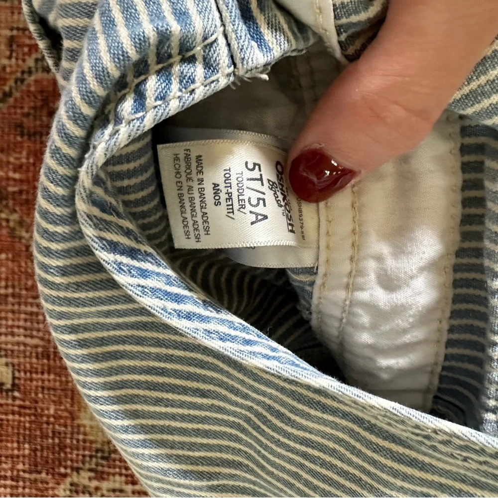 OshKosh B’Gosh Denim Striped Overalls, 5T - Picture 3 of 3